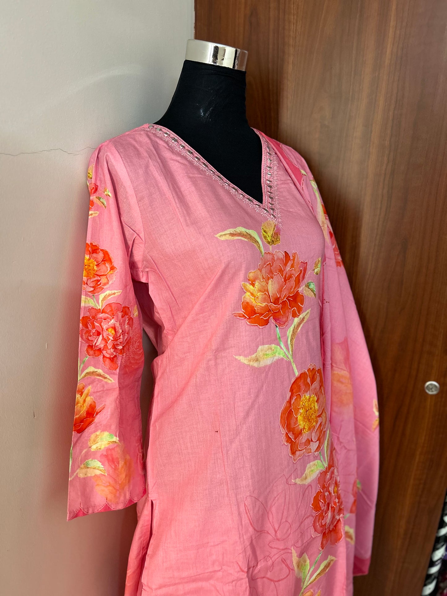 Floral Extravaganza Pink Salwar