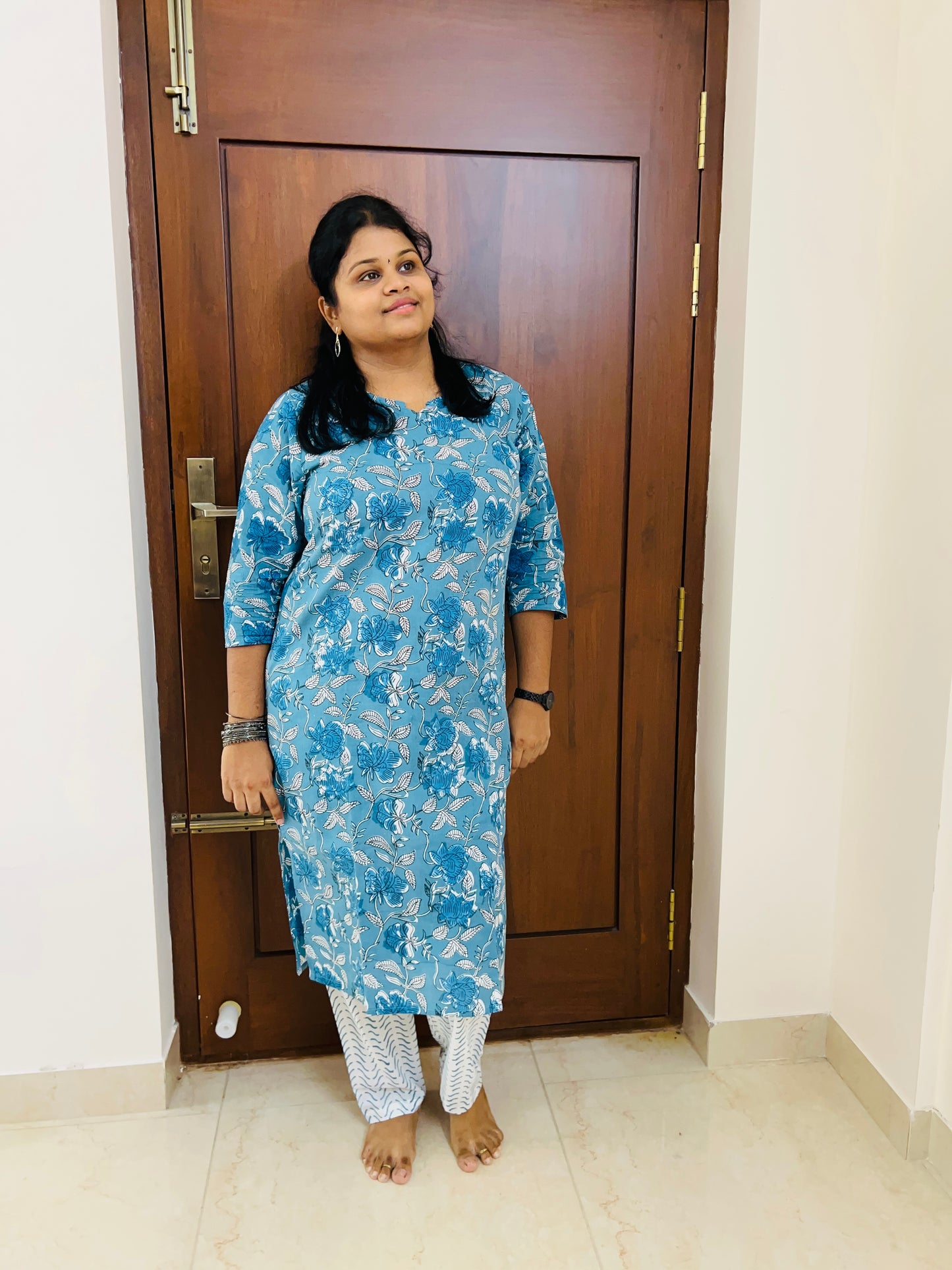 Blue White Mul Mul Kurta Pant